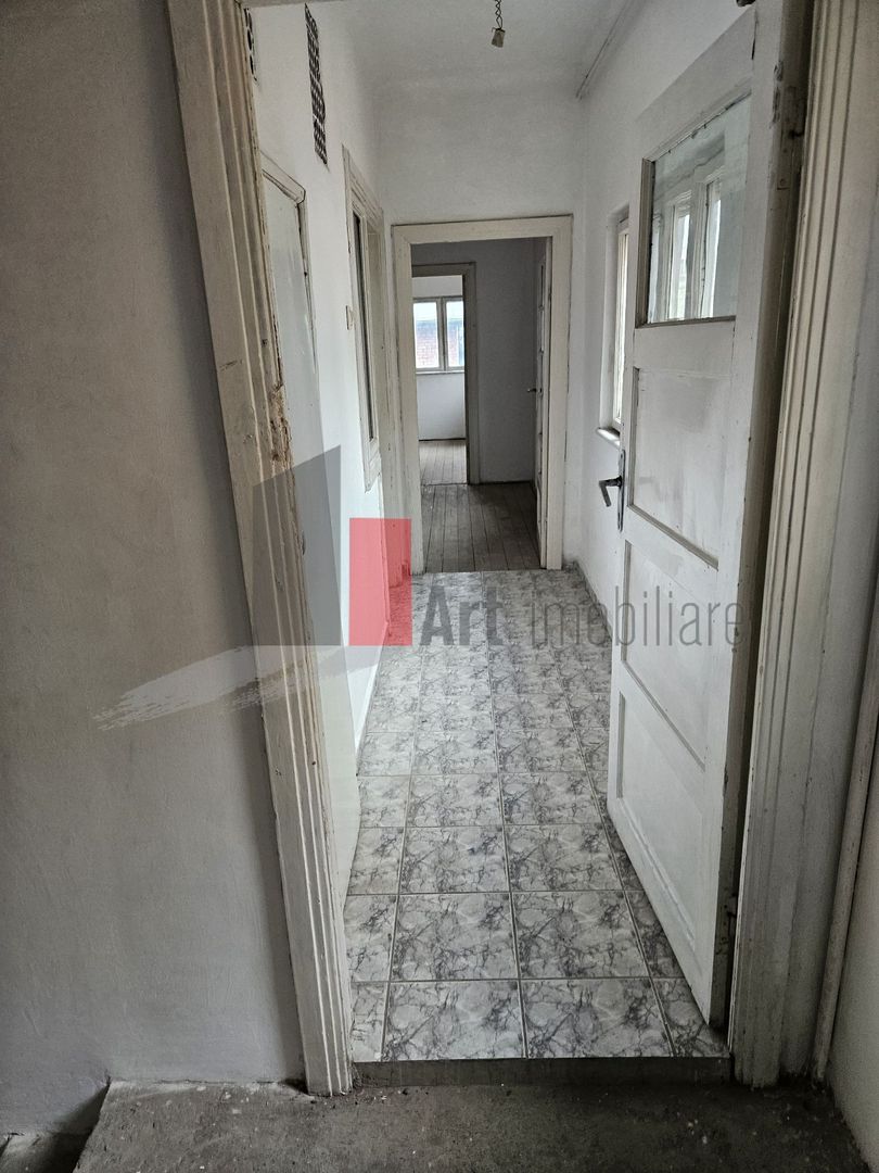 Vila "TEBO",  pozitie facila, pentru BIROURI/COMERCIAL - Poză 8