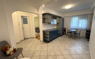 Apartament spatios cu trei camere, Vatra Luminoasa - Poză 3