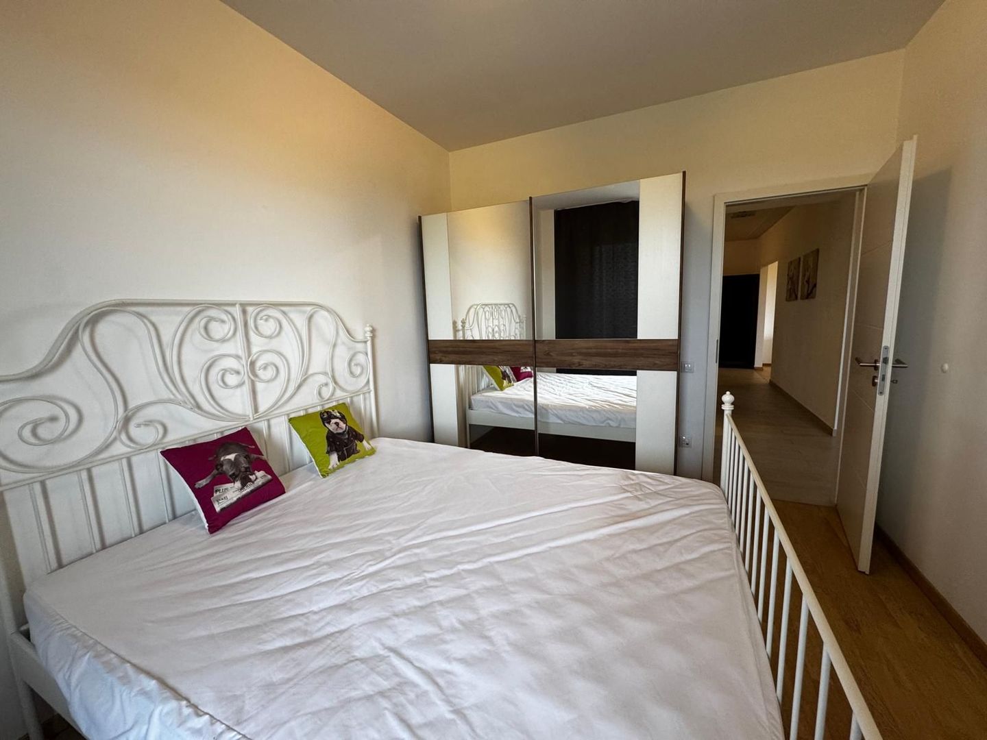 Apartament de vanzare I 4 camere I Aleea Privighetorilor - Poză 3