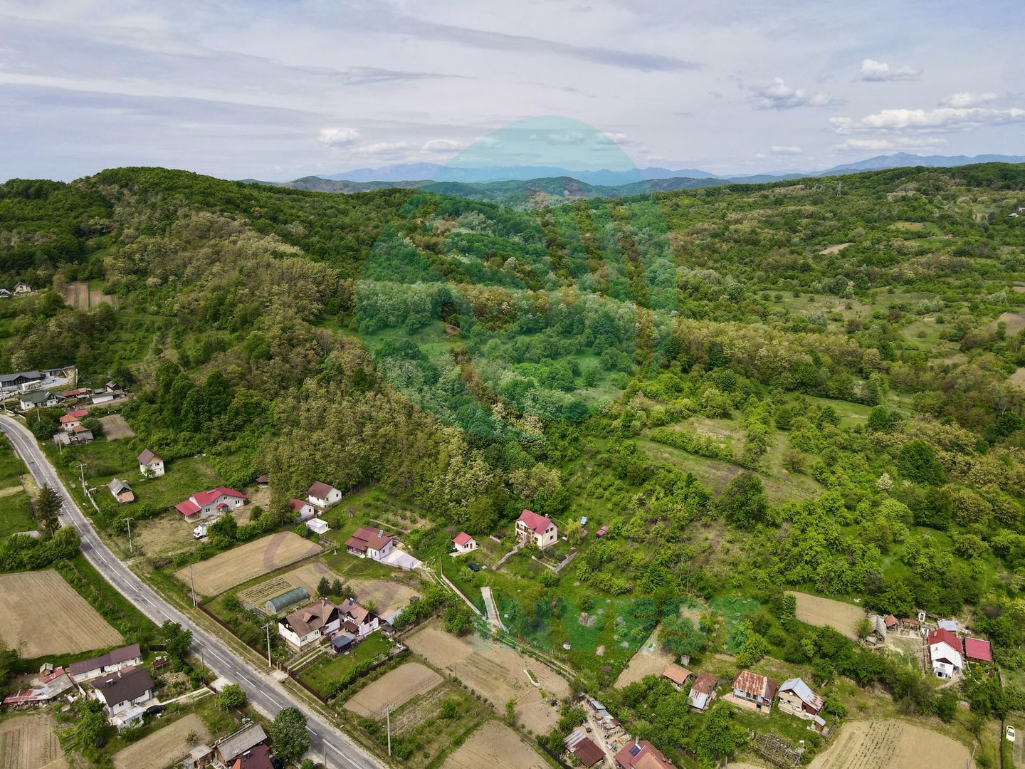 Oază de liniște și confort la poalele pădurii – Casa ta de vis! - Poză 13