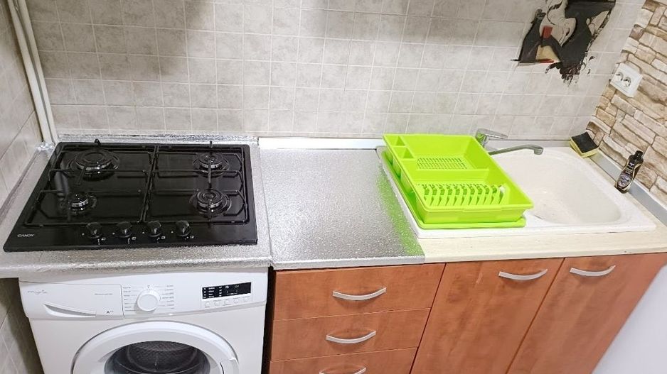 De vanzare garsoniera micro 40, et. 3/3, 27.000 euro - Poză 3