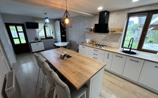 Casa de 4 camere, 200mp, parcari, Zona Unirii - Poză 5