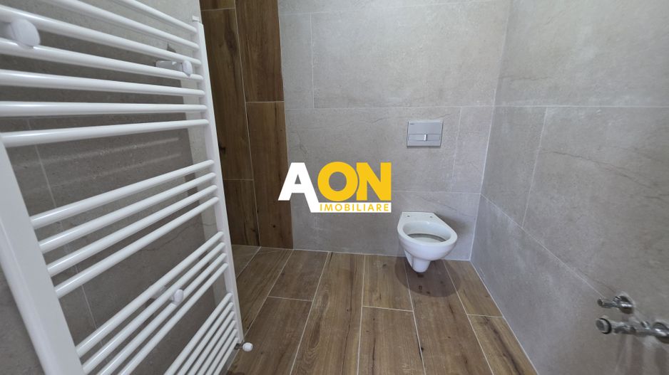 Apartament cu 3 Camere, 2 Bai, 100mp Curte Proprie,  Boxa 40 mp - Poză 5