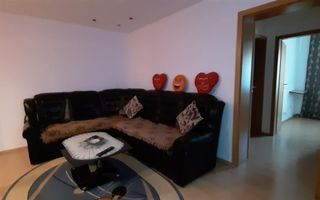 Apartament 3 camere, etaj 1, Cetate - Poză 1