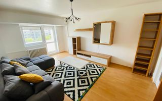Apartament spațios cu 4 camere, vedere spectaculoasă către Palatul Parlamentului - Poză 3