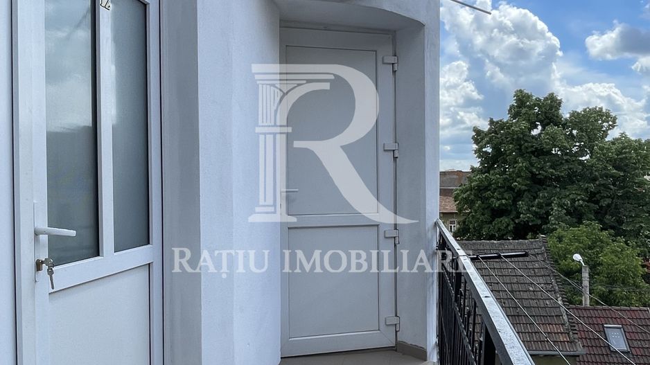 Apartament la casa cu 2 camere | Centrala pe gaz | Oradea - Poză 17