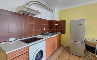 Garsoniera moderna de vanzare etajul 2 Strada Stefan cel Mare - Poză 4