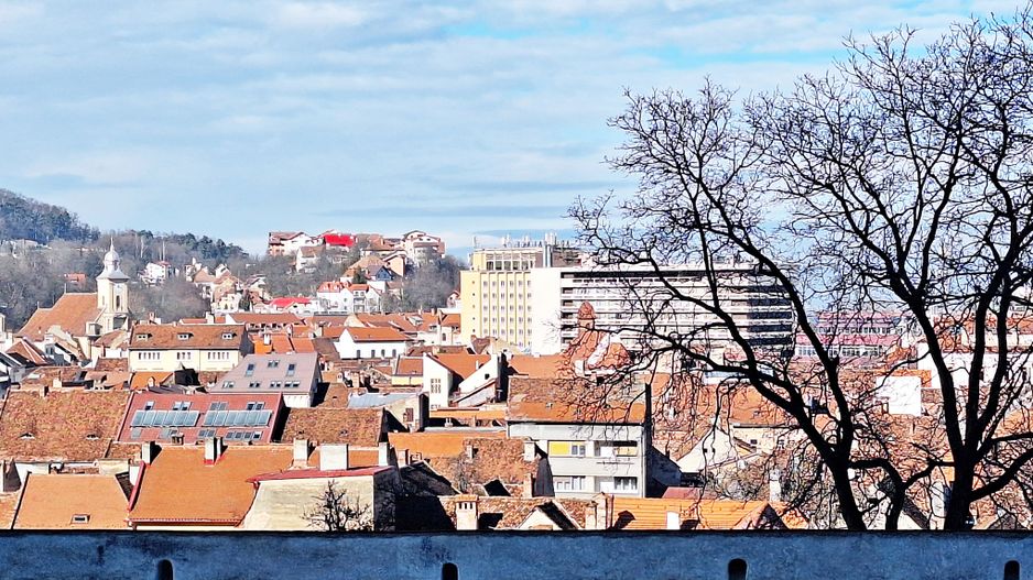 In Centrul Istoric al Brasovului apartament 100mp, vedere panoramica Comision 0! - Poză 25