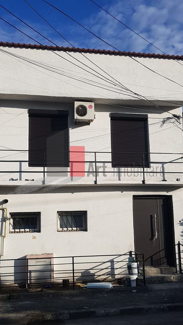 Casa Vanzare Giulesti - Poză 1