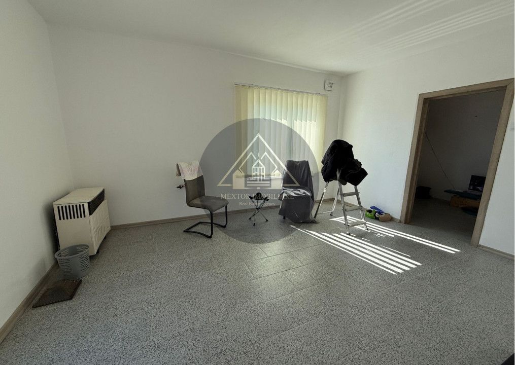 Halã de vânzare - Poză 4