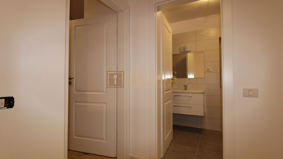 Casa parter + etaj, 3 camere 2 bai terasa gradina gazon prima inchiriere - Poză 7