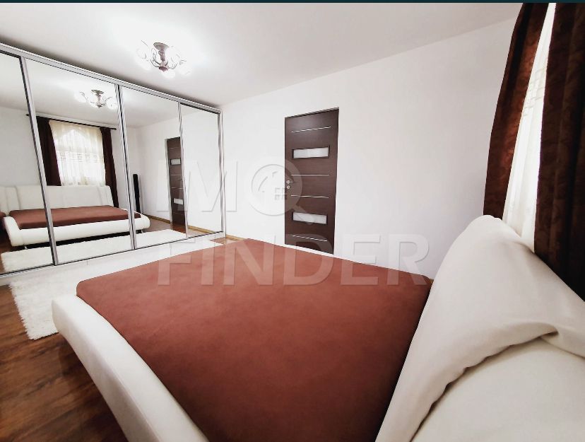 Vanzare 3 camere Zorilor, imobil nou, mobilat si utilat, parcare - Poză 2