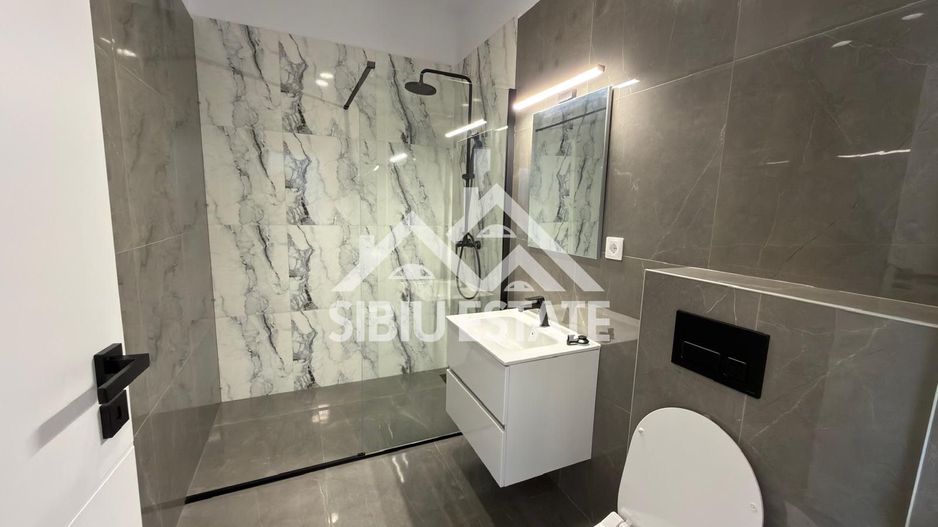 Apartament de închiriat , 2 camere decomandate, cu balcon si parcare - Poză 7