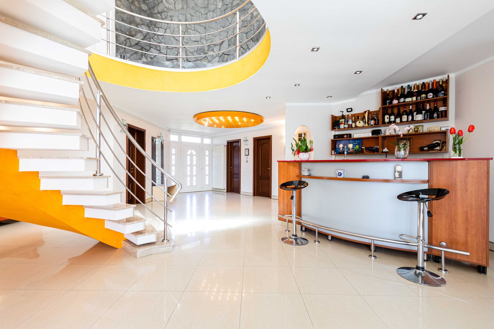 Dumbrăvița, la intrare – casă exclusivistă ideală locuință sau birou - Poză 4