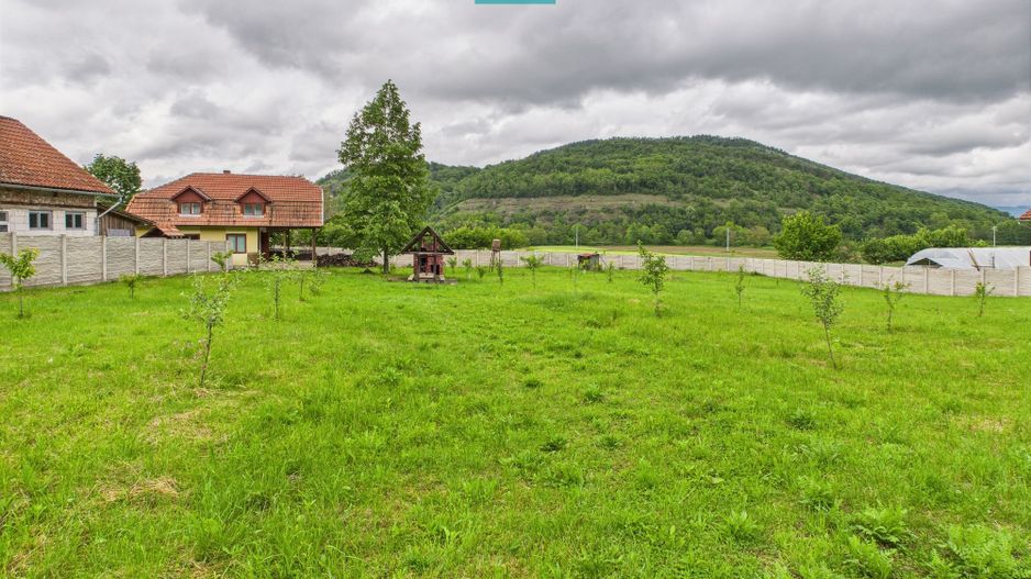 Casă în localitatea Gurahonț - Arad, teren 2914 mp - Poză 17