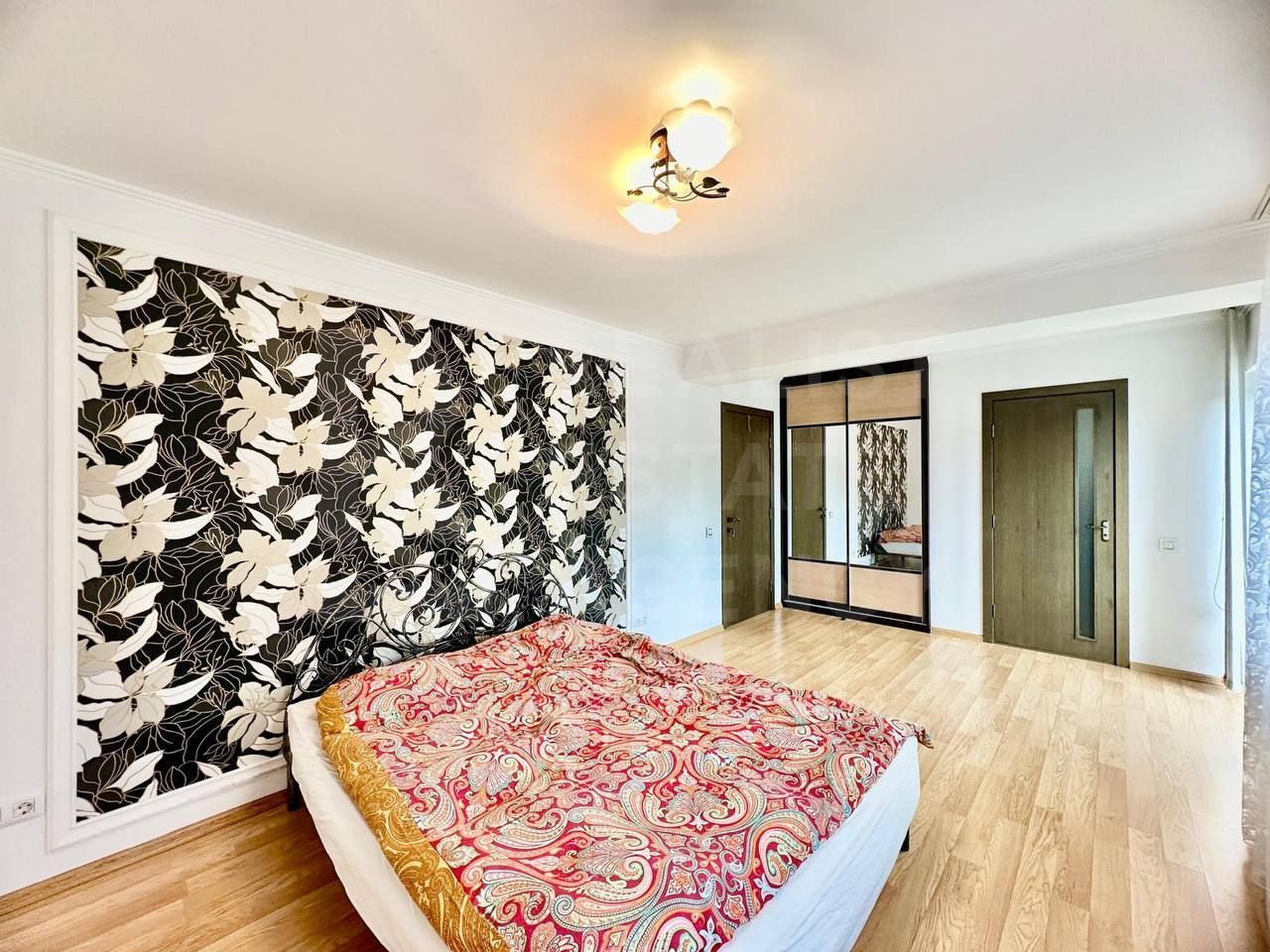 Chirie, Duplex, 6 camere, Strada Vasile Lupu, Buiucani - Poză 10