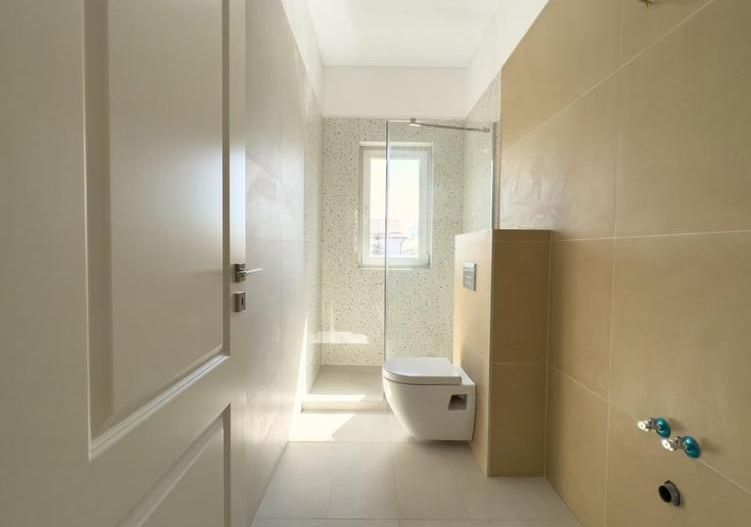 Casa Pipera -Tunari,4 camere +birou+ POD - Poză 10