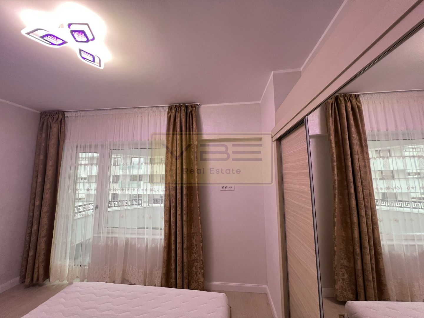 Apartament 2 camere decomandat Royal Town - Copou - Poză 8