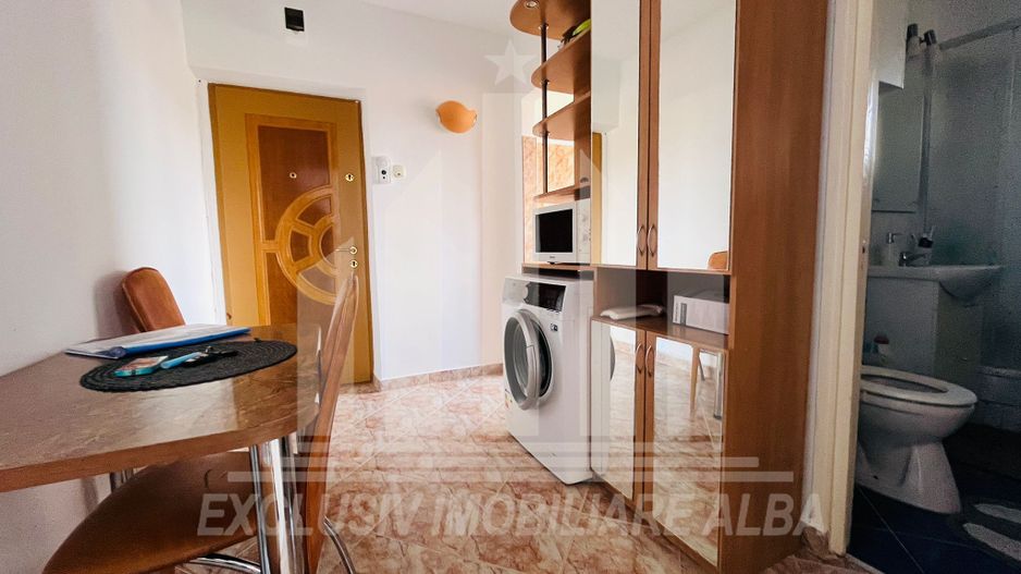 Apartament de vanzare 2 camere zona Centru - Poză 2