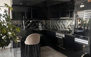 CASĂ SPAȚIOASĂ | 230 MP + MANSARDĂ 70 MP | TEREN 280 MP | BURDUJENI - Poză 3