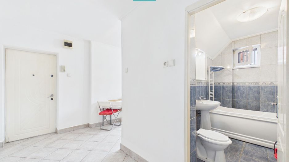 Apartament cu 2 camere de închiriat zona Central - Poză 18