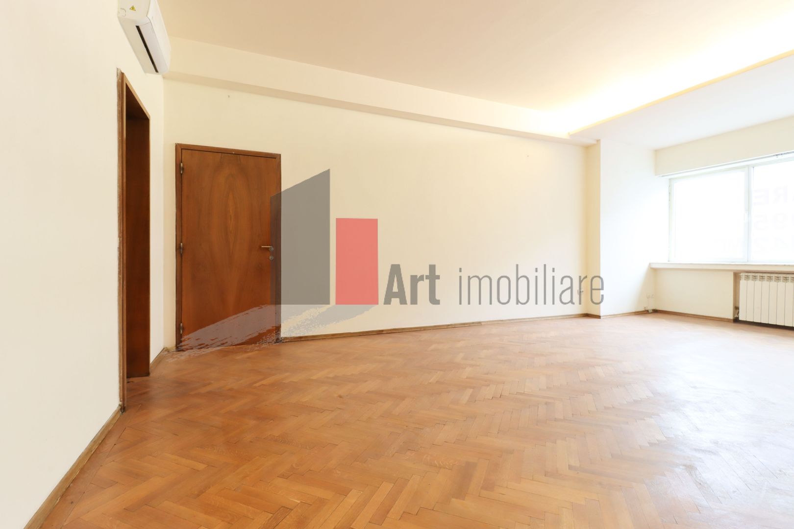 Apartamentul   "BURGESOS"  Universitate-Magheru, bloc stradal, 165 mp totali - Poză 4