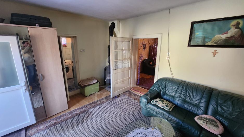 Casă cu două corpuri de clădire și teren generos – sat Boarta, județul Sibiu - Poză 4