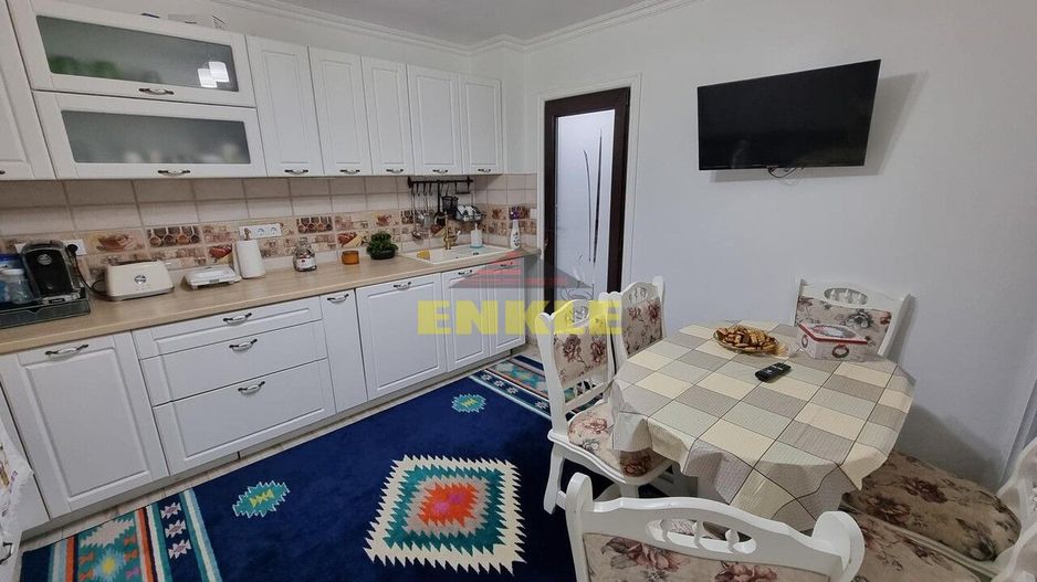 De vânzare apartament cu 3 camere, zona Primăverii - Poză 6