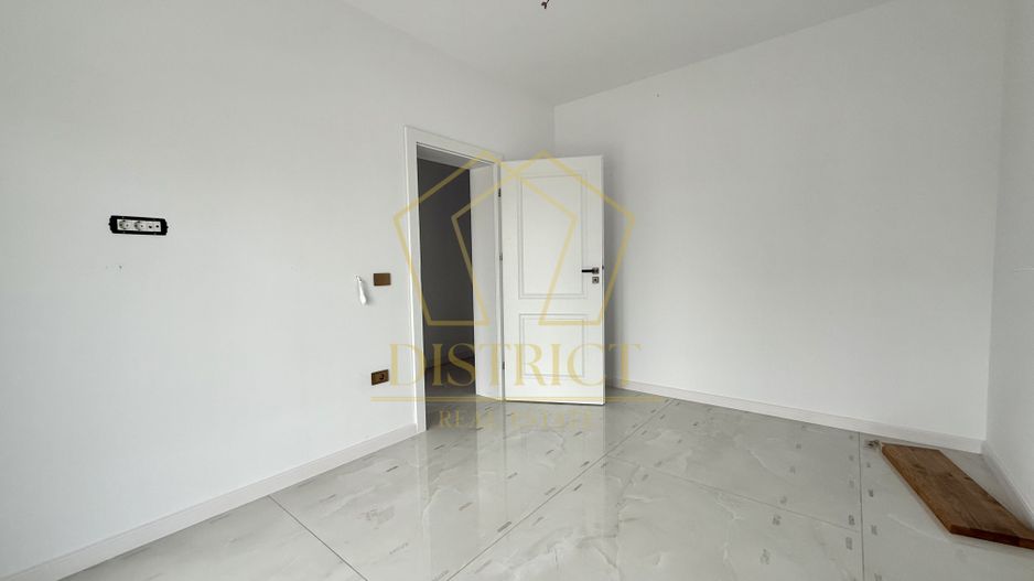 Duplex premium 4 camere, 2 balcoane | Covaci - Poză 10