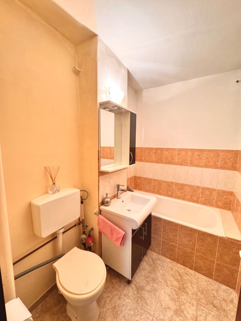 Apartament cu o cameră, decomandat – Rogerius - Poză 4