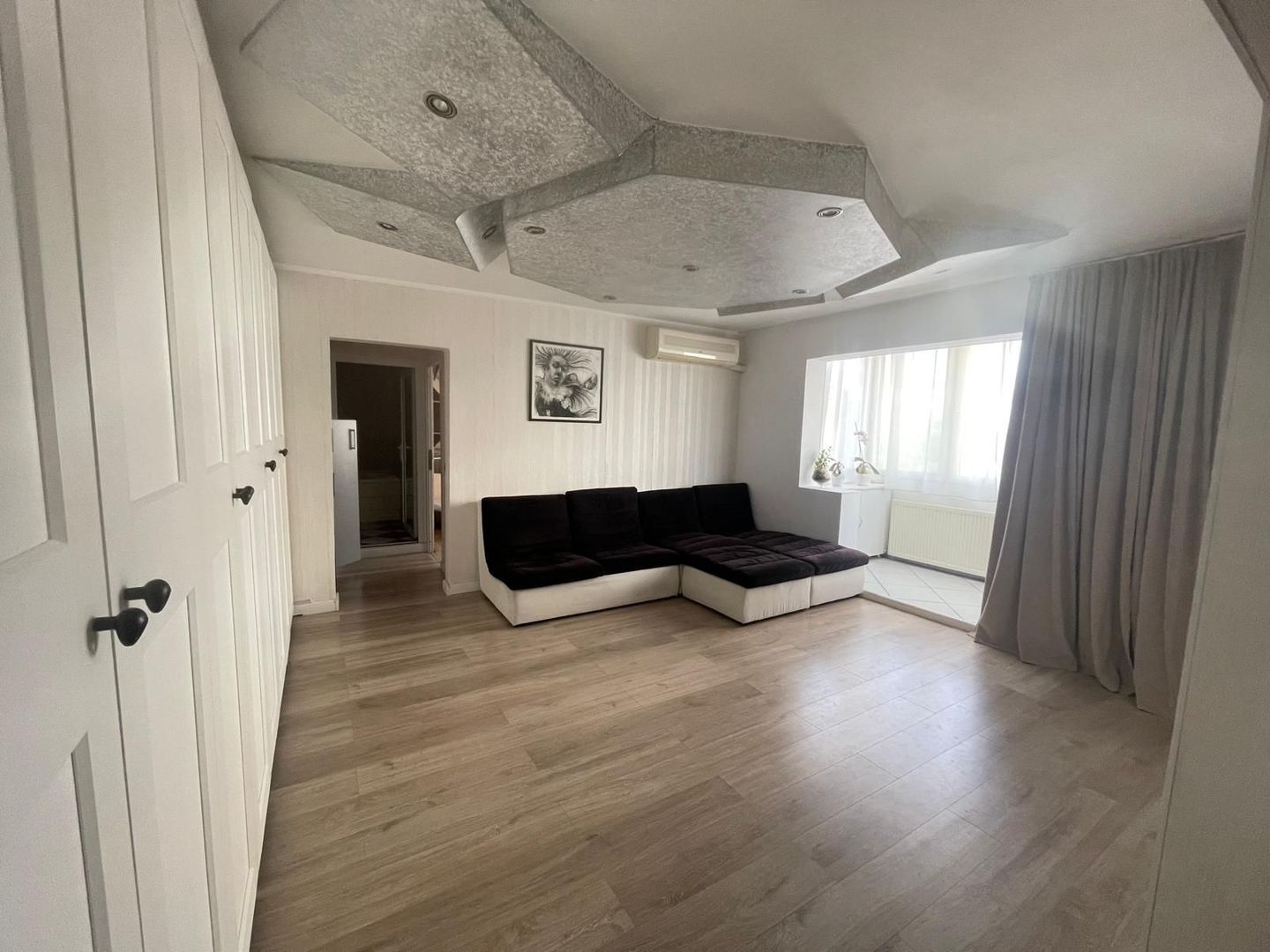 Ap. 3 camere complet mobilat,etaj 2 – Iosia-Pret 119.500 euro neg - Poză 3