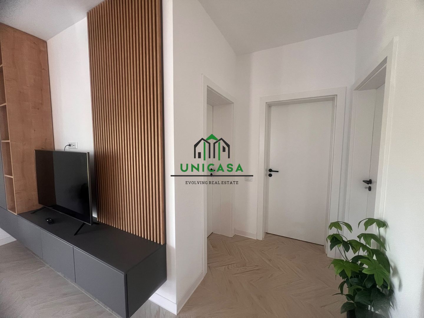 Casă noua de vânzare/3 camere/ Bujoreni - Poză 4