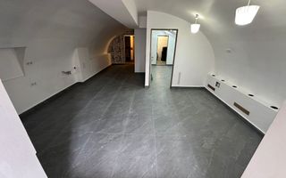 Spațiu comercial I 55 mp I Bucătărie I Gr. Sanitar I Central - Poză 1