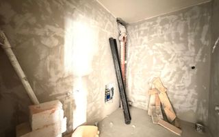 Apartament cu 2 camere semifinisat ! - Poză 6