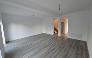 Sanandrei, Drum Asfaltat, Teren Generos, Buc Separata, 3 Dor, 2 Bai, dressing - Poză 5