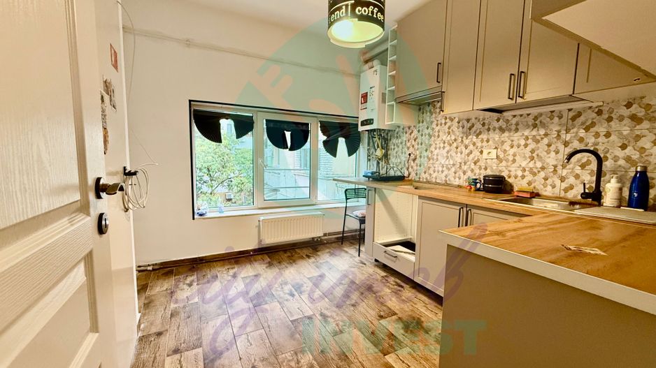 Apartament cozy într-un imobil boutique din 1936 cu Parcare - Poză 8