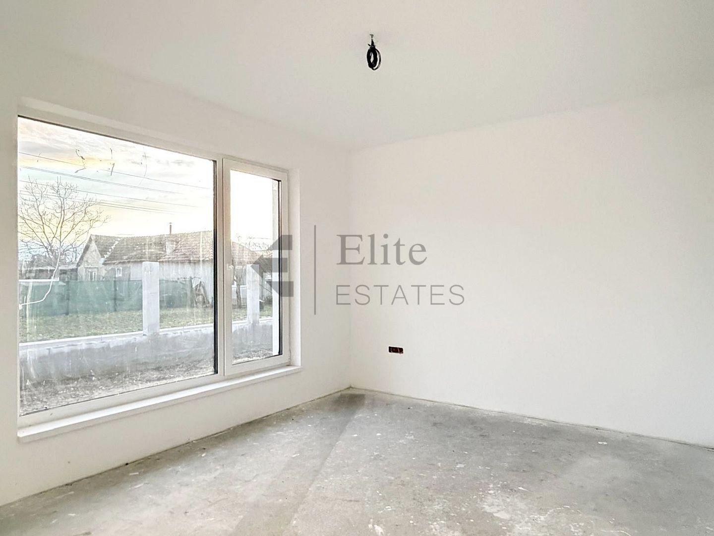 Casa noua cu 4 camere la 6 km de Oradea - Poză 7