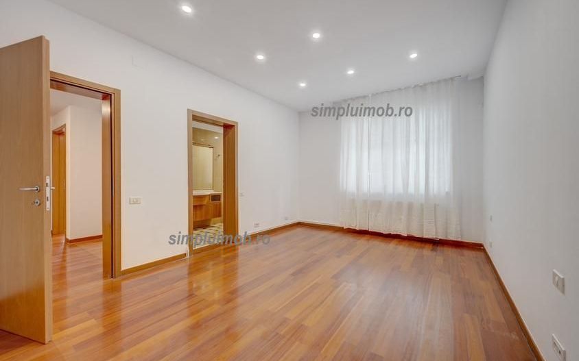 Decomandat-Garsoniera-Tineretului!Complet Renovata! - Poză 4