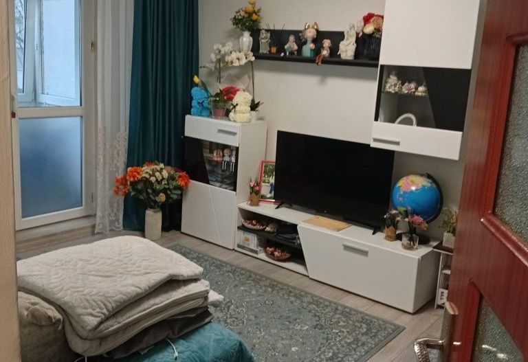 apartament 3 camere de vanzare - Poză 3
