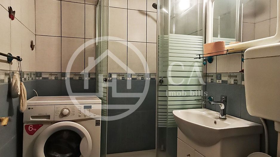 Apartament de vânzare cu 2 camere în zona Rogerius, Oradea - Poză 7