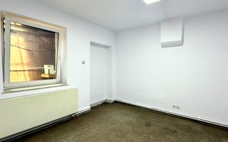 Spațiu de birou central - Poză 13