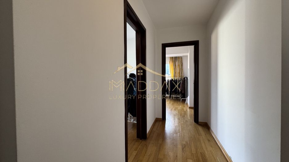 Apartament Elegant de Vânzare – 5 Camere/ 3 Băi, *Arcul de Triumf* - Poză 29