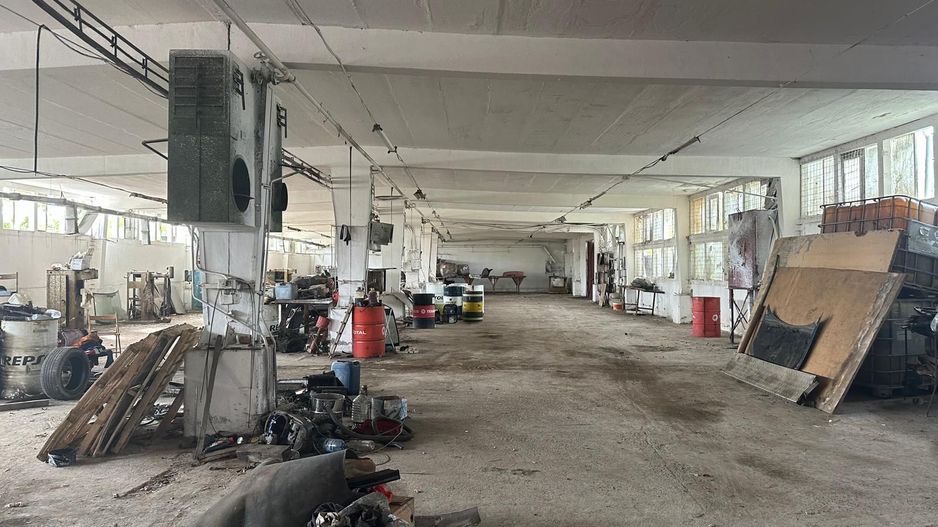 Platformă Industrială cu Cale Ferată si Infrastructură Completă - Poză 34