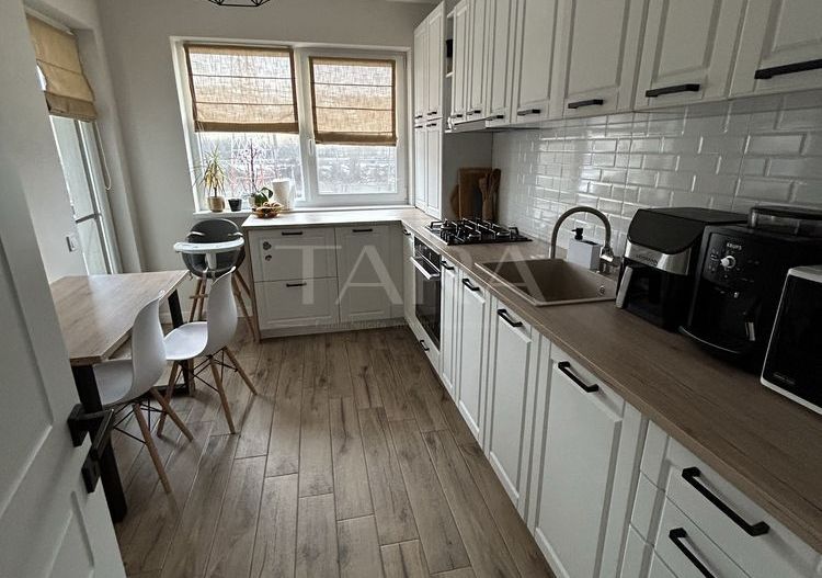 Apartament 3 camere, tip vilă, ansamblu rezidențial privat. - Poză 1
