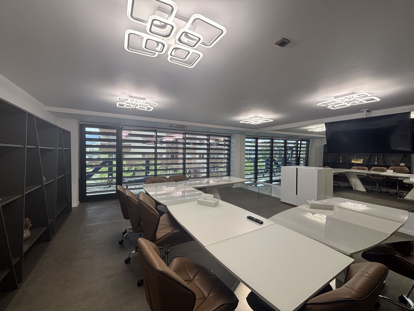 Spațiu de birouri 140 m² de închiriat –– proiect Urban Tractorul - Poză 2