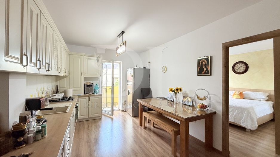 Apartament la cheie / etaj intermediar / Zona Florilor - Poză 3