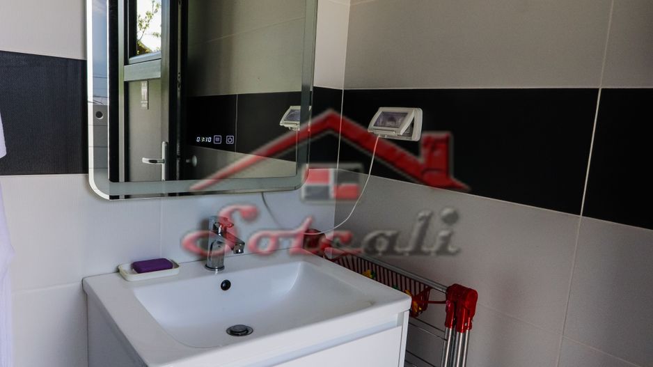 VILĂ MODERNĂ DE LUX CU PISCINĂ, FOTOVOLTAICE ȘI FOIȘOR – BREAZA - Poză 77