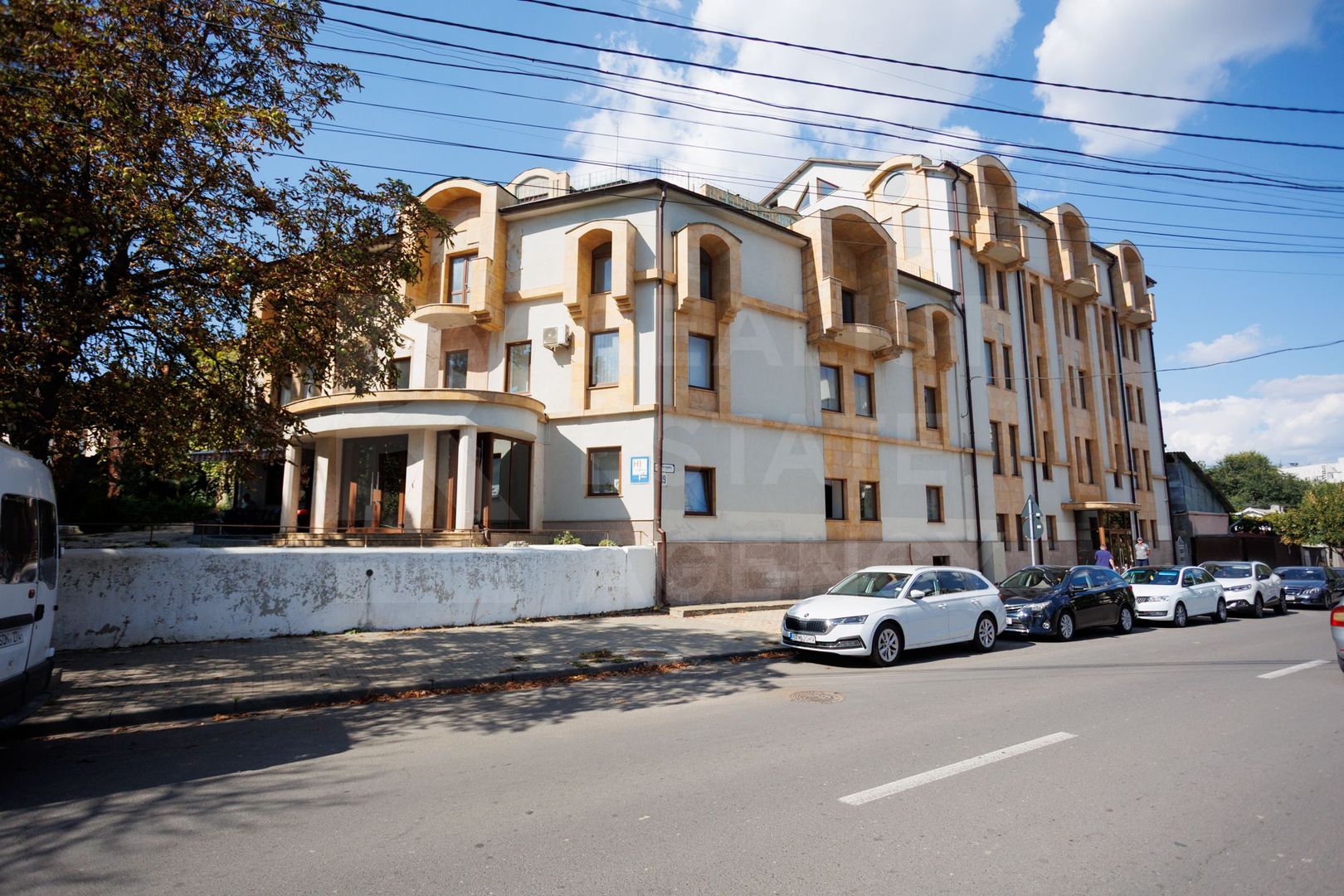 Se oferă oficiu sper chirie 270 mp, str. Petru Rareș, Centru - Poză 53