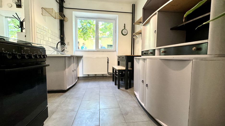 Apartament 2 camere, primitor, cu garaj, in zona Centrala-Universitate - Poză 11