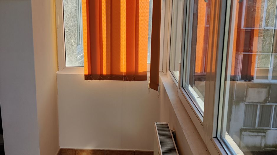 APARTAMENT  4 CAMERE C.ARADULUI 650 EURO - Poză 15